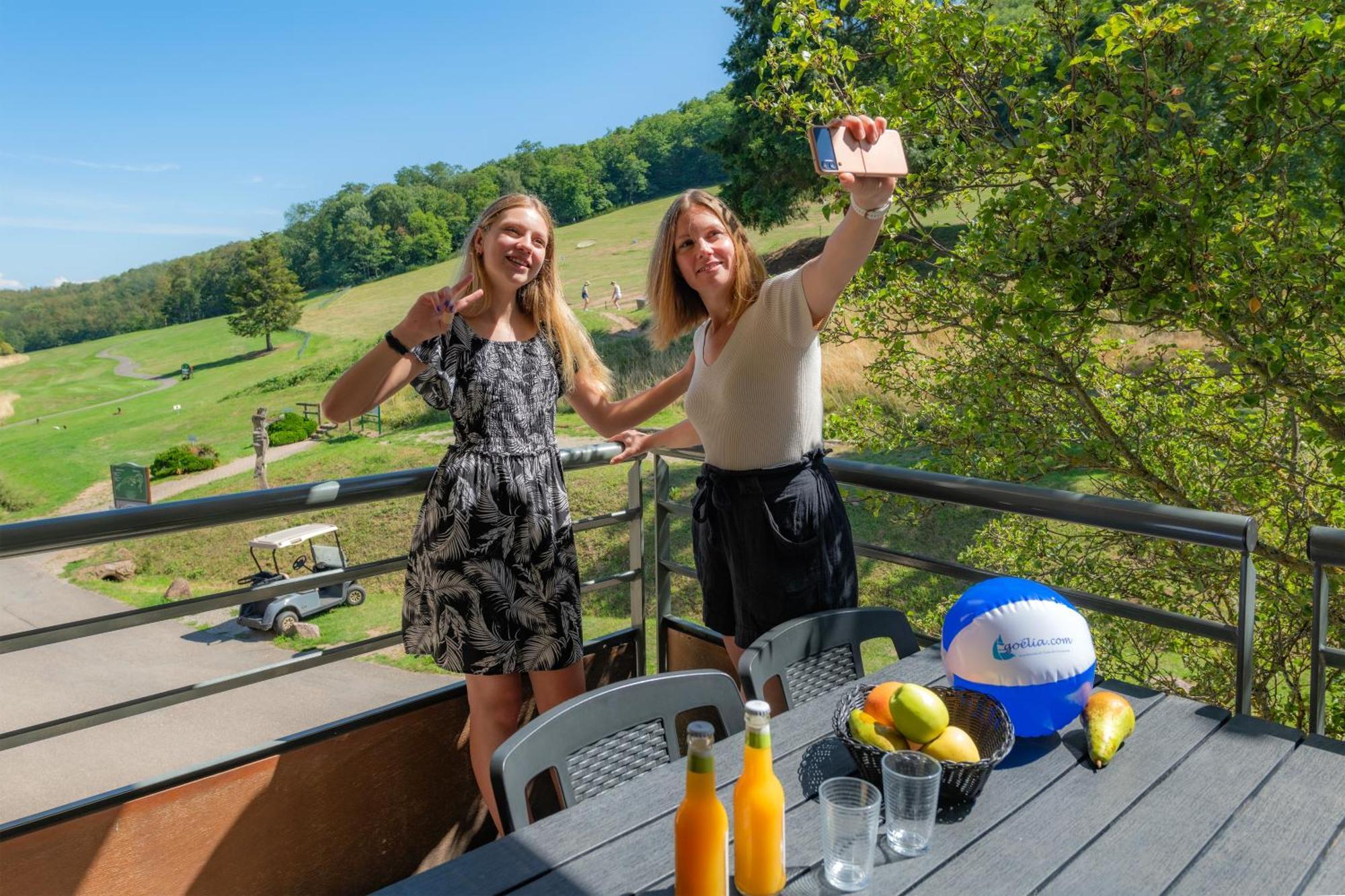 Aparthotel Goélia Le Domaine du Golf Ammerschwihr Esterno foto
